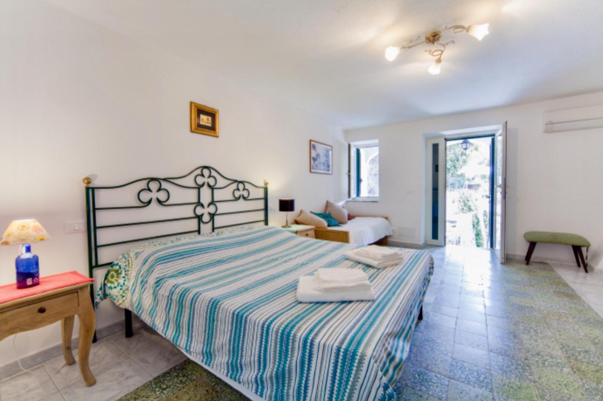 Villa Vincenzo Di Meglio バラーノ・ディスキア 部屋 写真